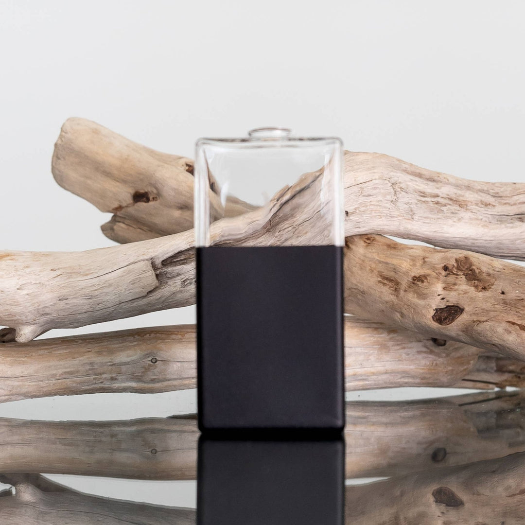 Rocky Vase - Merry Piglets