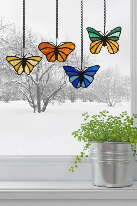 Stained Glass - Merry Piglets
