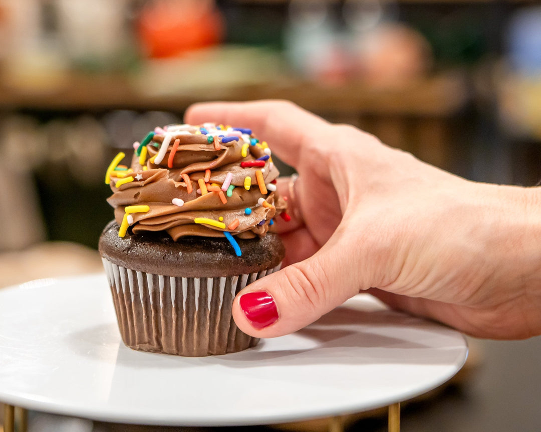 Add a Cupcake from Raphael's! - Merry PigletsRaphael's