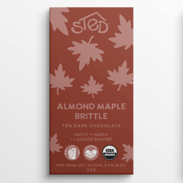 Mini Almond Maple Brittle Chocolate Bar - Merry Piglets