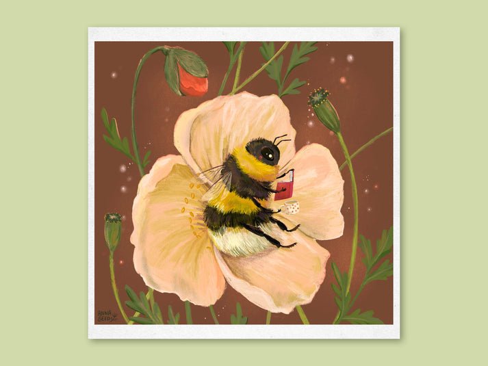 Bee Cozy Framed Print - Merry PigletsAnna Seed