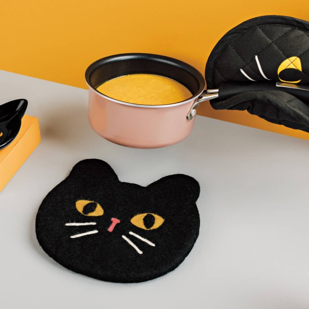 Black Cat Potholder - Merry PigletsDanica Jubilee