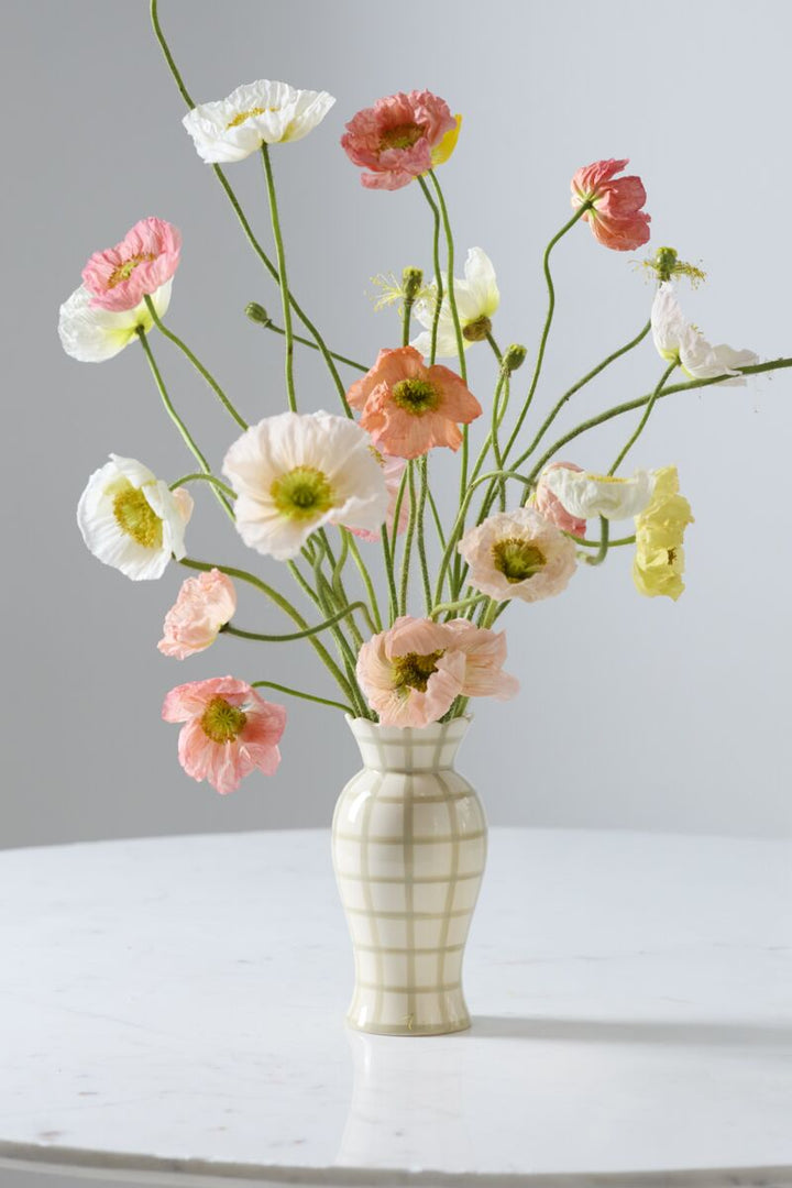 Bonnie Vase - Merry Pigletsaccent decor