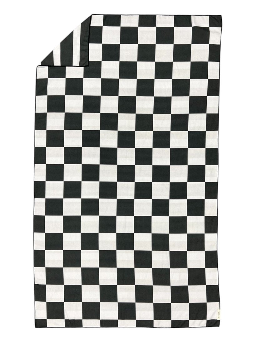 Checkmate Pool Towel - Merry PigletsCrae.Home