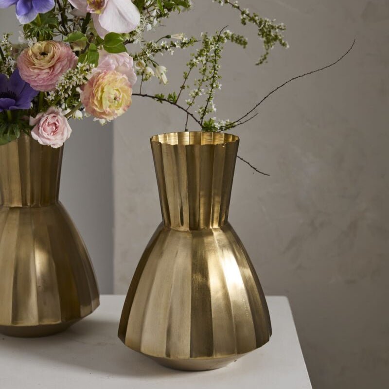 Coda Vase - Merry Pigletsaccent decor