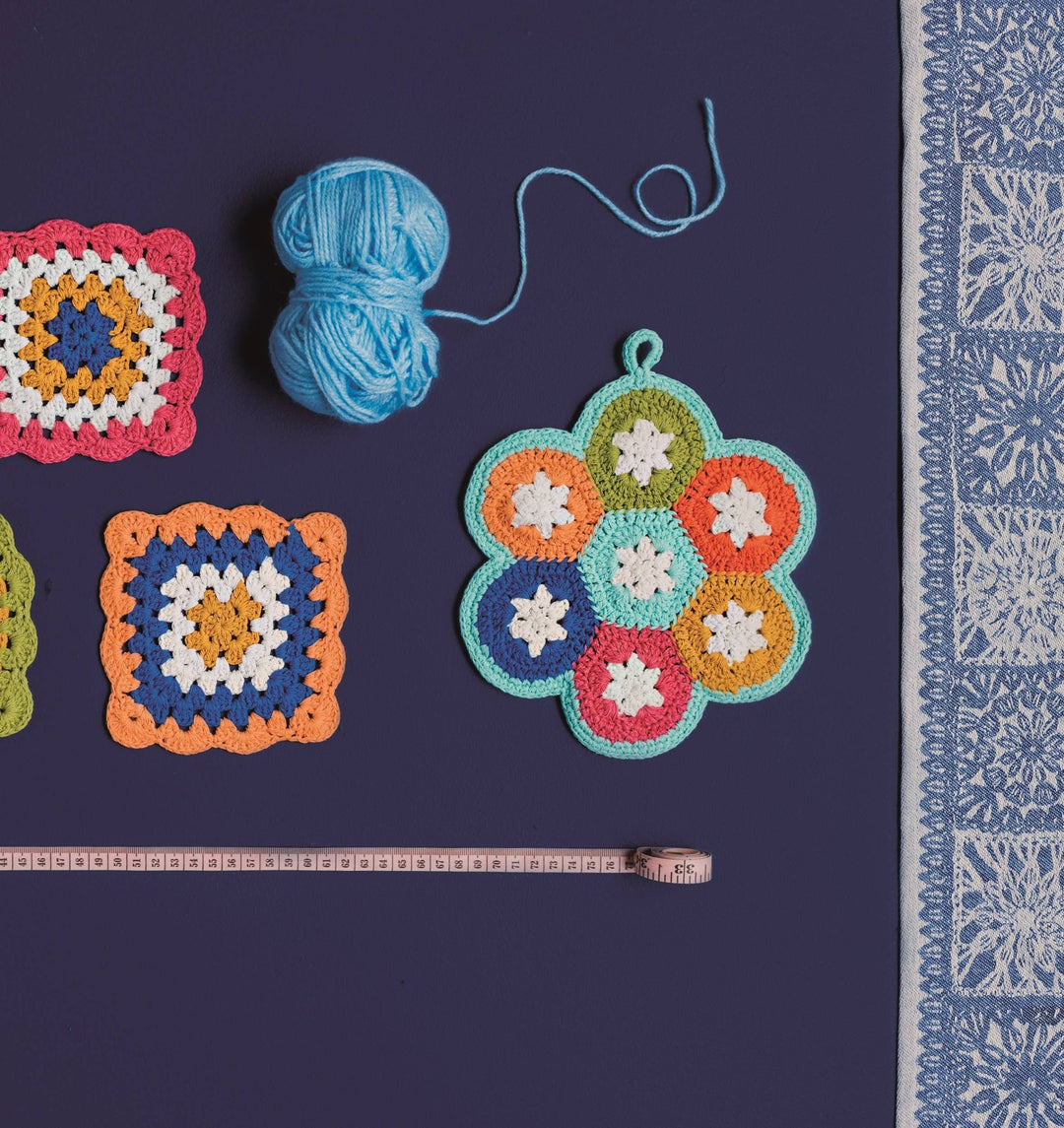 Colorful Crochet Trivet - Merry PigletsDanica Jubilee
