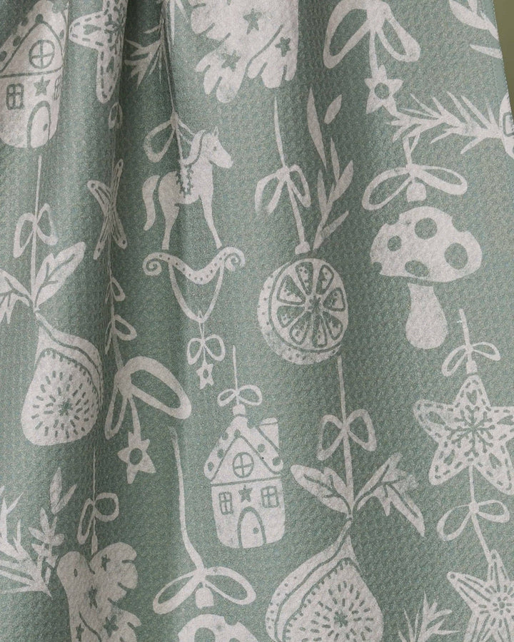 Cozy Ornaments Tea Towel - Merry PigletsGeometry