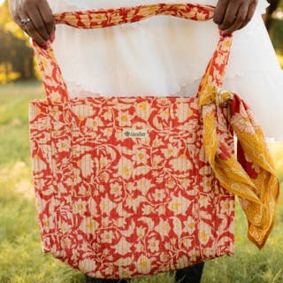 Delphine Quilted Tote - Merry PigletsHandker Bandanas