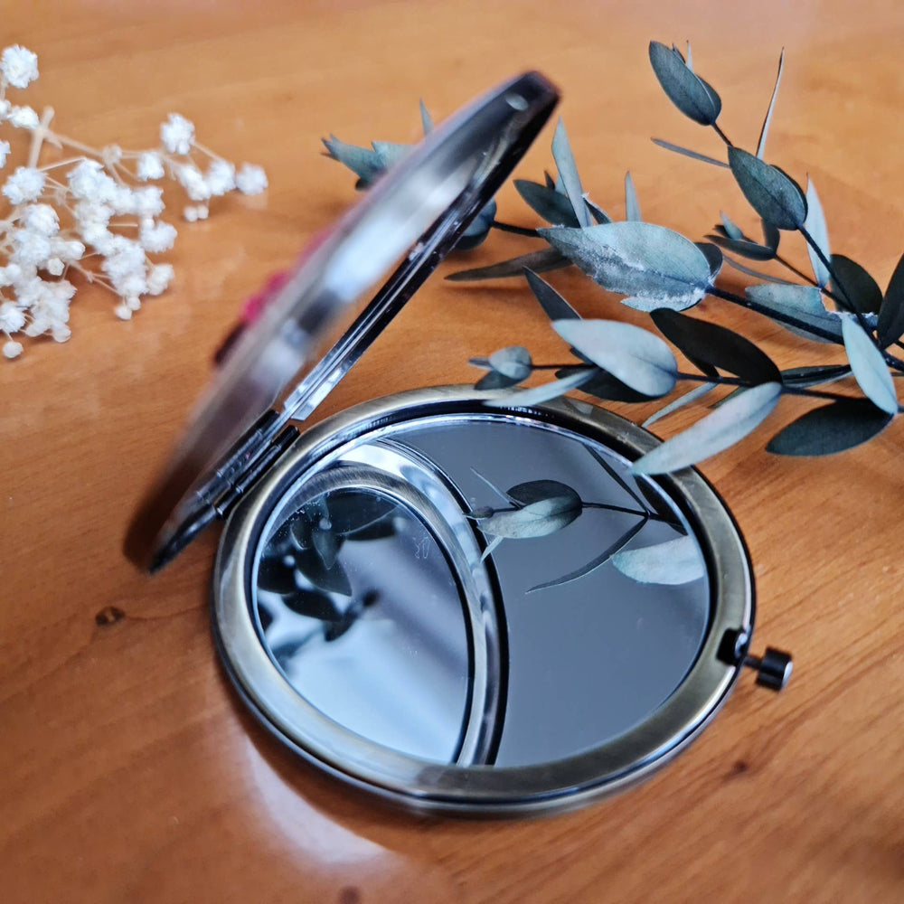 Embroidered Dandellion Compact Mirror - Merry PigletsQuince Fables