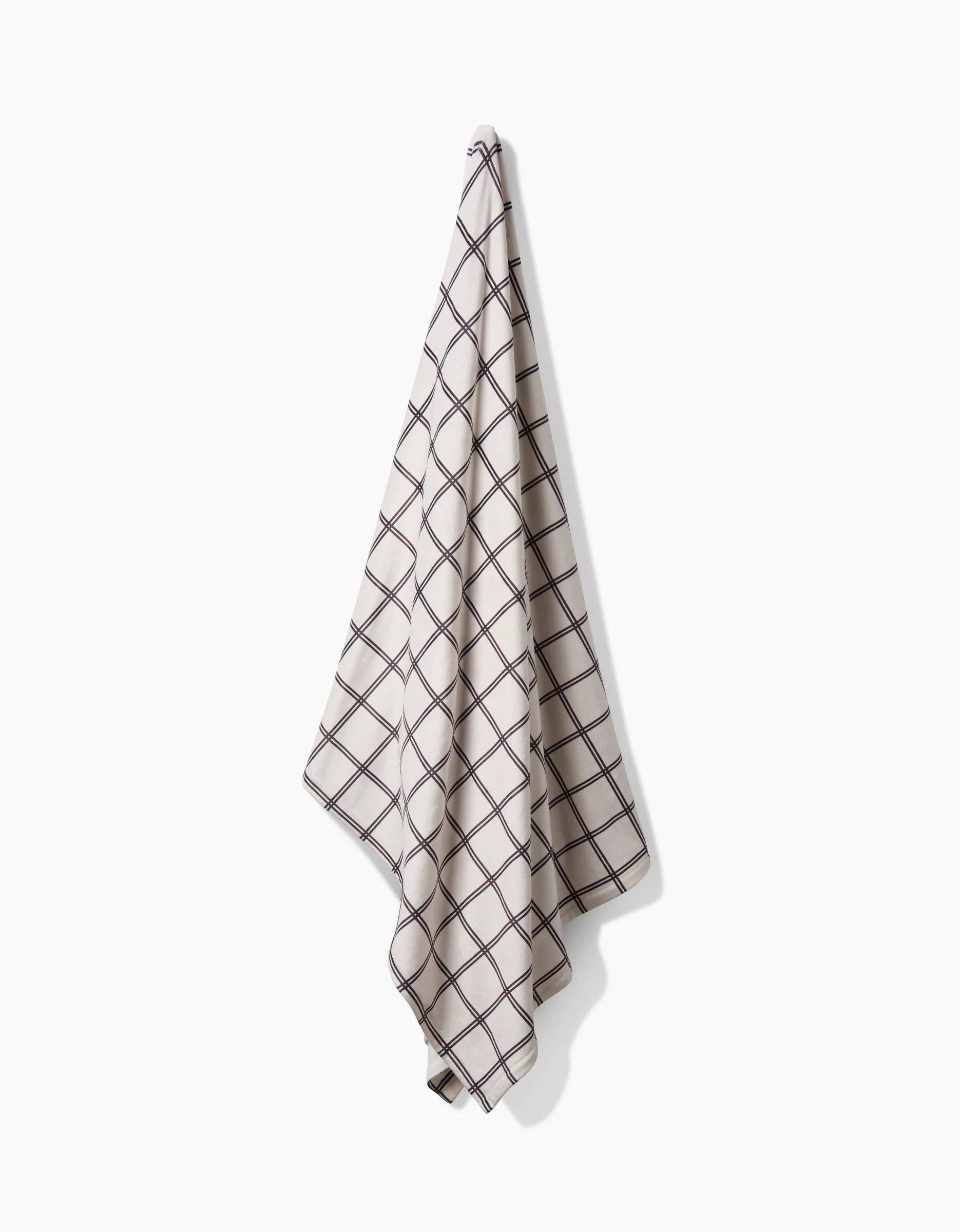 GEOMETRY Moon Butter Blanket: Large - Thumbnail 4