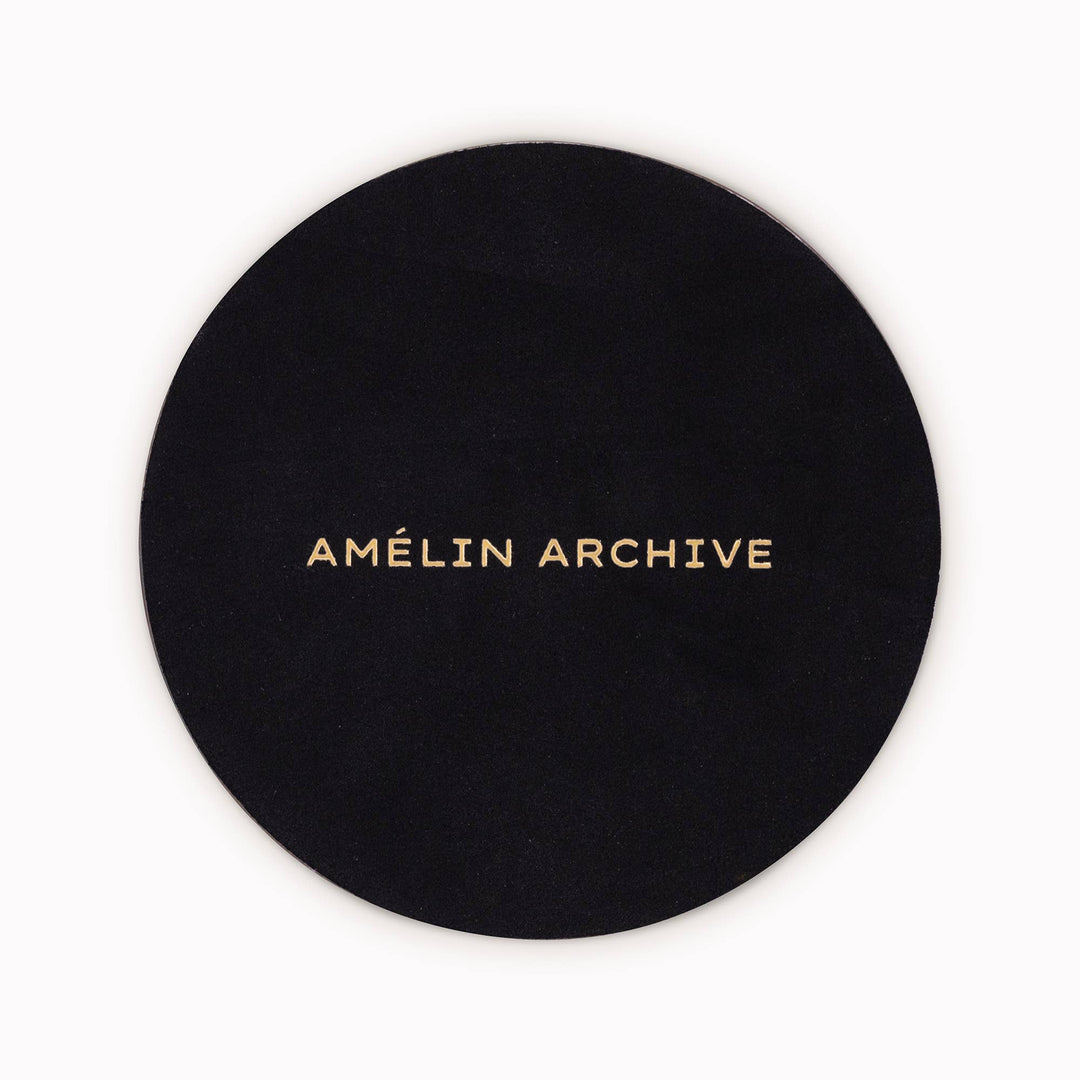 Floral Paperweight - Merry PigletsAmelin Archive