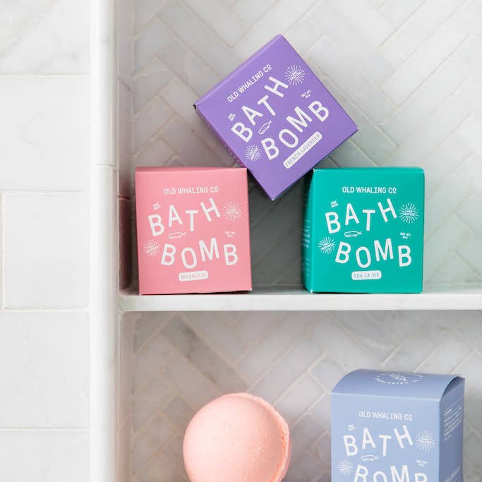 French Lavender Bath Bomb - Merry PigletsOld Whaling Company
