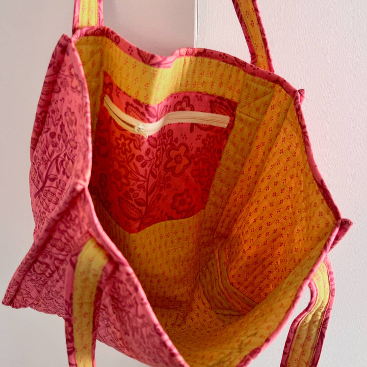 Handker Bandanas - Lacey Quilted Tote - Merry PigletsHandker Bandanas