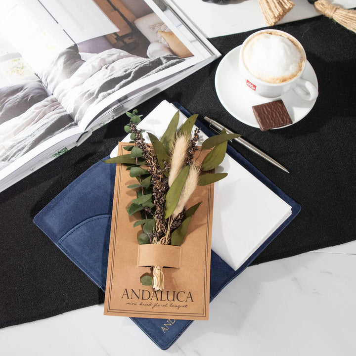 Harvest Eucalyptus Mini Dried Bouquet - Merry PigletsAndaluca