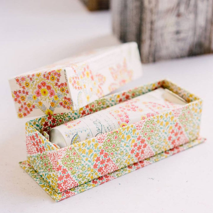 Honeycomb Handcreme - Merry PigletsLibrary of Flowers