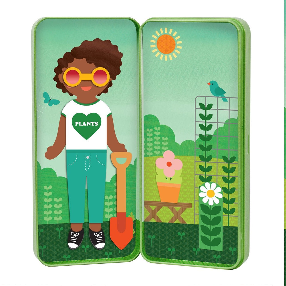 In the Garden Magnetic Dress - Up - Merry PigletsChronicle Books