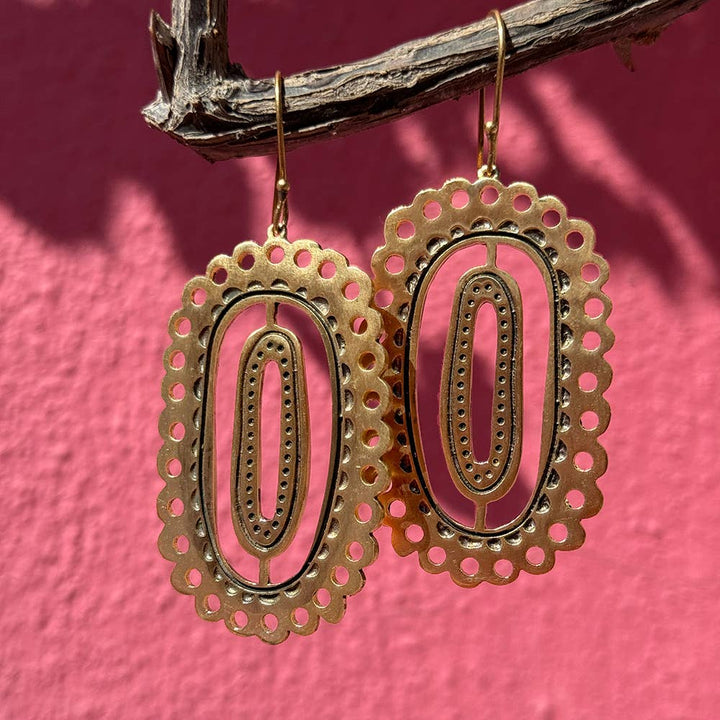 Lacey Brass Earrings - Merry PigletsHandker Bandanas