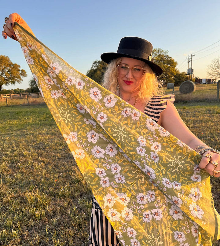Large Wild Rag Clara Bandana - Merry PigletsHandker Bandanas