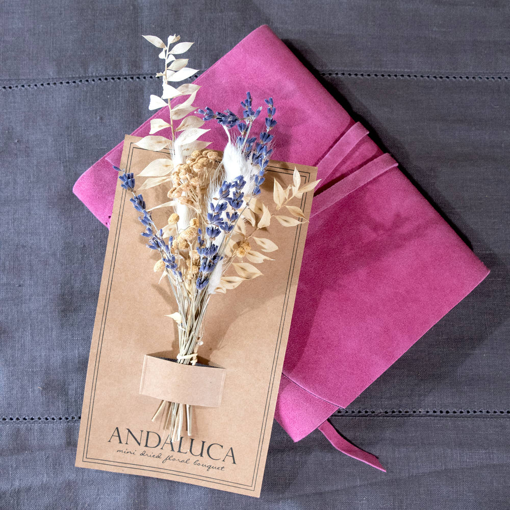 Lavender Bunny Tail Mini Bouquet - Merry PigletsAndaluca