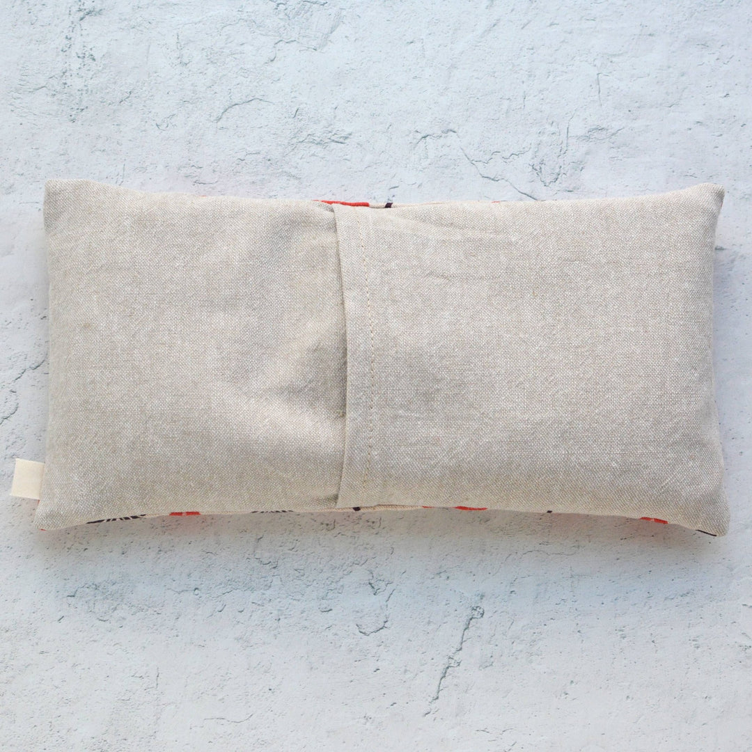 Lavender Eye Pillow: Strawberries - Merry PigletsMinor Thread
