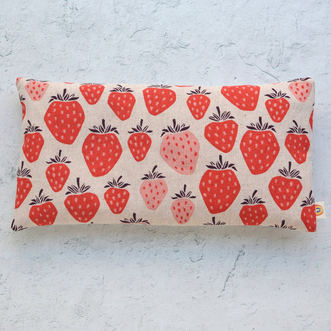 Lavender Eye Pillow: Strawberries - Merry PigletsMinor Thread