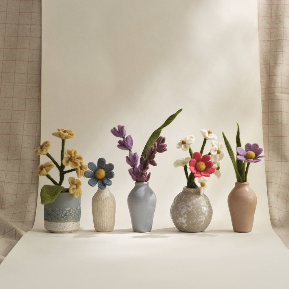 Light Yellow Forget-Me-Not Wool Flower - Merry PigletsGry and Sif