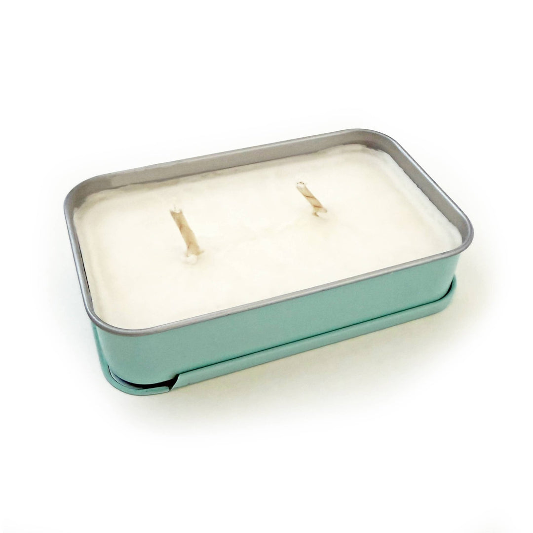 Lilac Tin Candle - Merry PigletsThe Neighborgoods