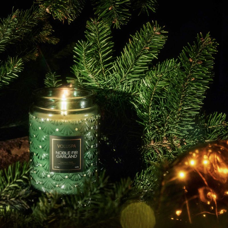 Noble Fir Garland Large Jar Candle - Merry PigletsVoluspa