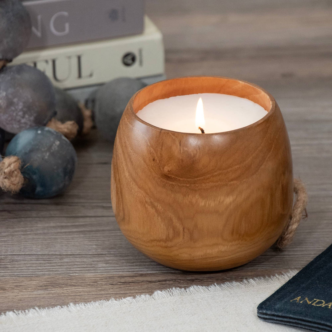 Palo Santo & Cedar Candle - Merry PigletsAndaluca