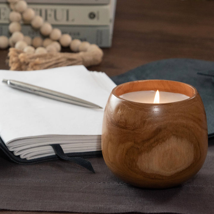 Palo Santo & Cedar Candle - Merry PigletsAndaluca