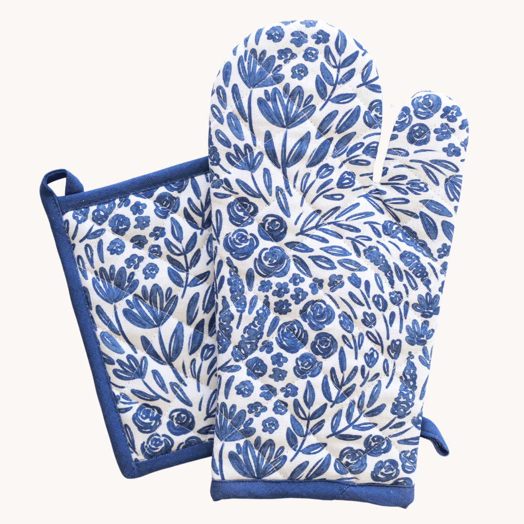 Porcelain Blue Oven Mitt + Pot Holder - Merry PigletsElyse Breanne Design