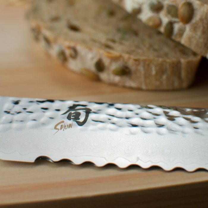 Premier 9" Bread Knife - Merry PigletsShun Kai
