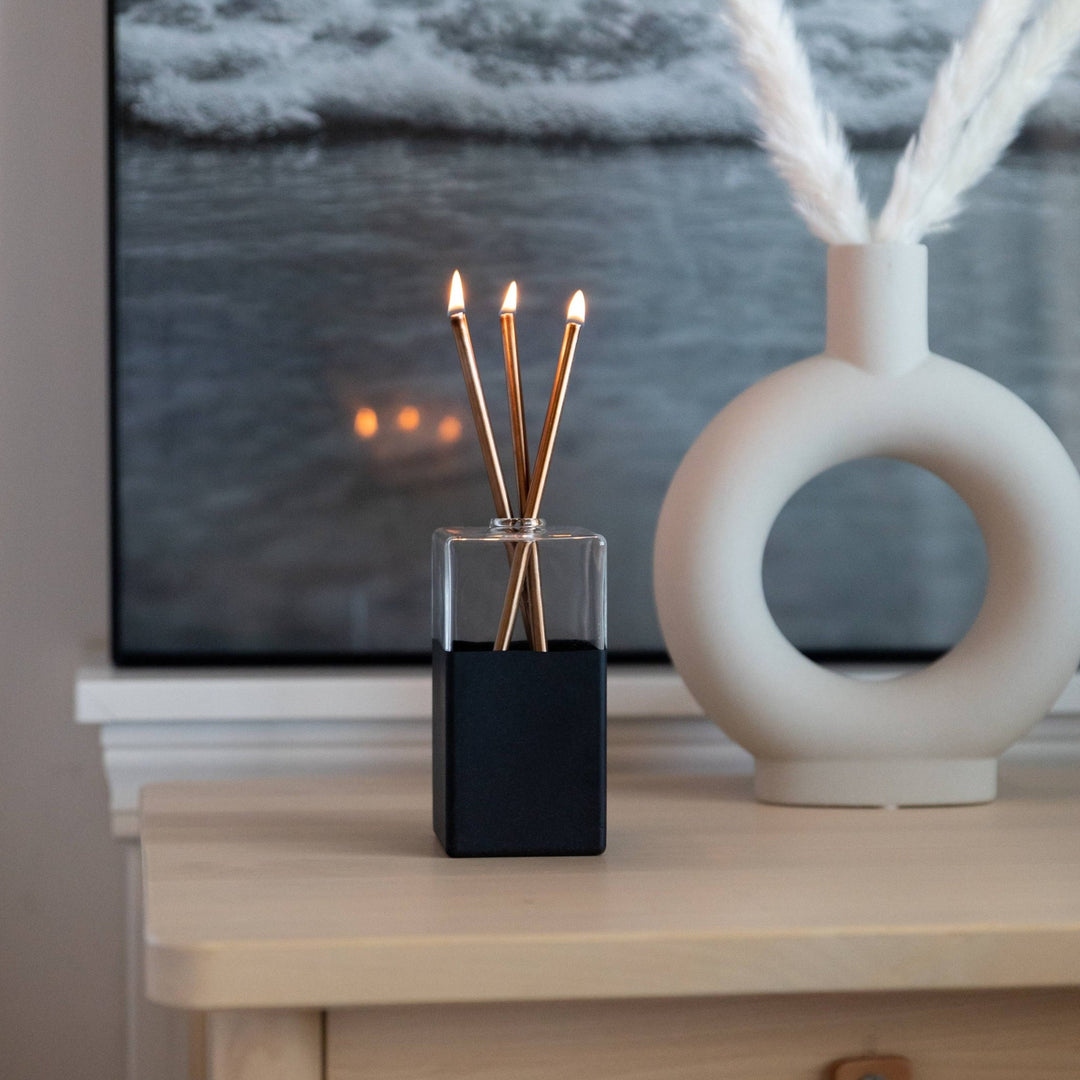 Rocky Vase - Merry PigletsEverlasting Candle Co.