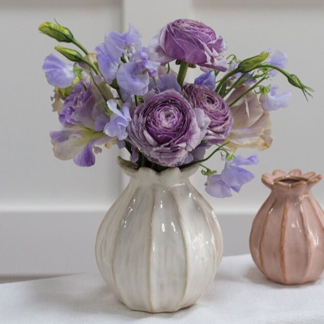 Rosemead Vase - Merry Pigletsaccent decor