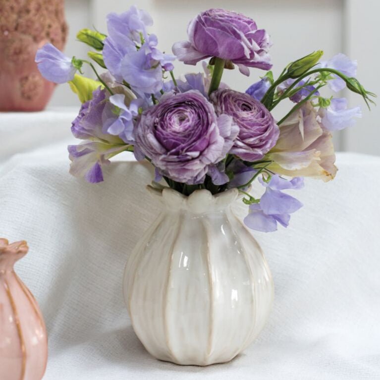 Rosemead Vase - Merry Pigletsaccent decor