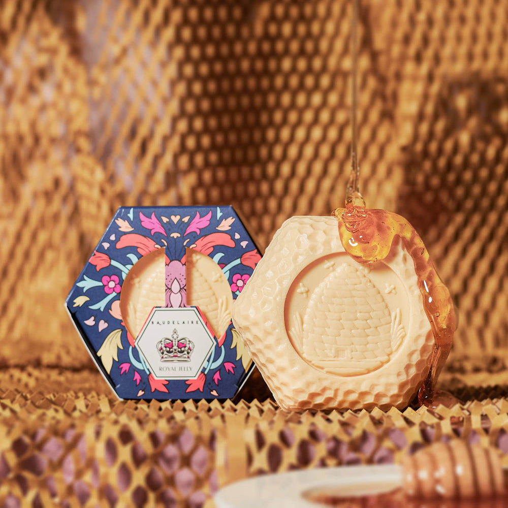 Royal Jelly Honey Soap - Merry PigletsBaudelaire