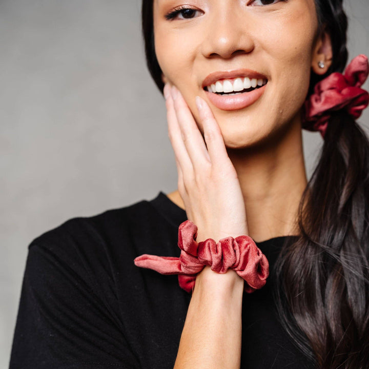 Rusty Rose Velvet Bow Scrunchie - Merry PigletsShop Andi