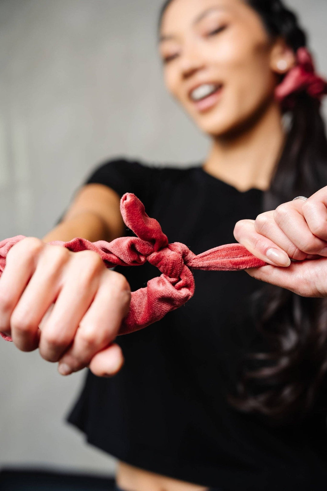 Rusty Rose Velvet Bow Scrunchie - Merry PigletsShop Andi