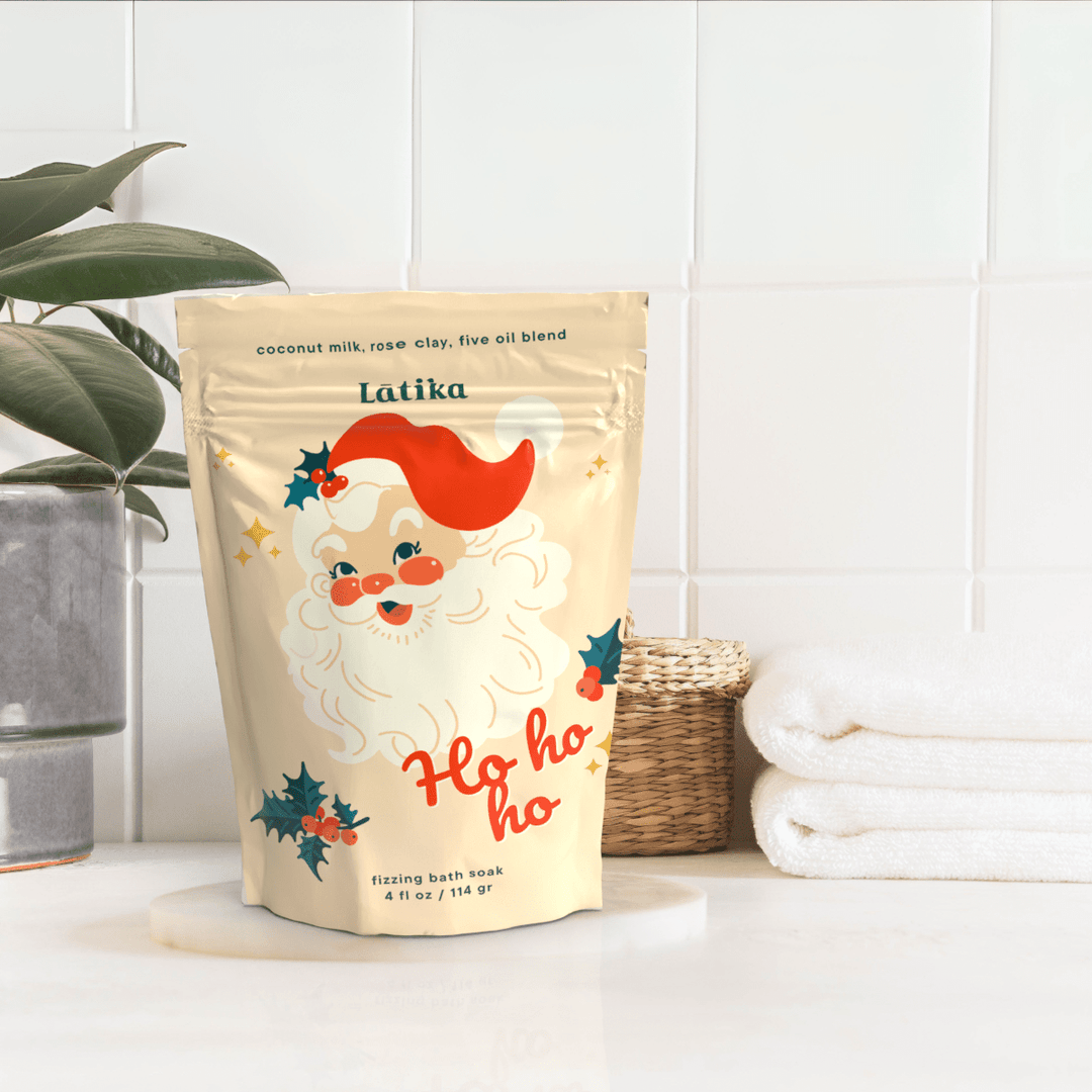 Santa Fizzing Bath Soak - Merry PigletsLatika Beauty