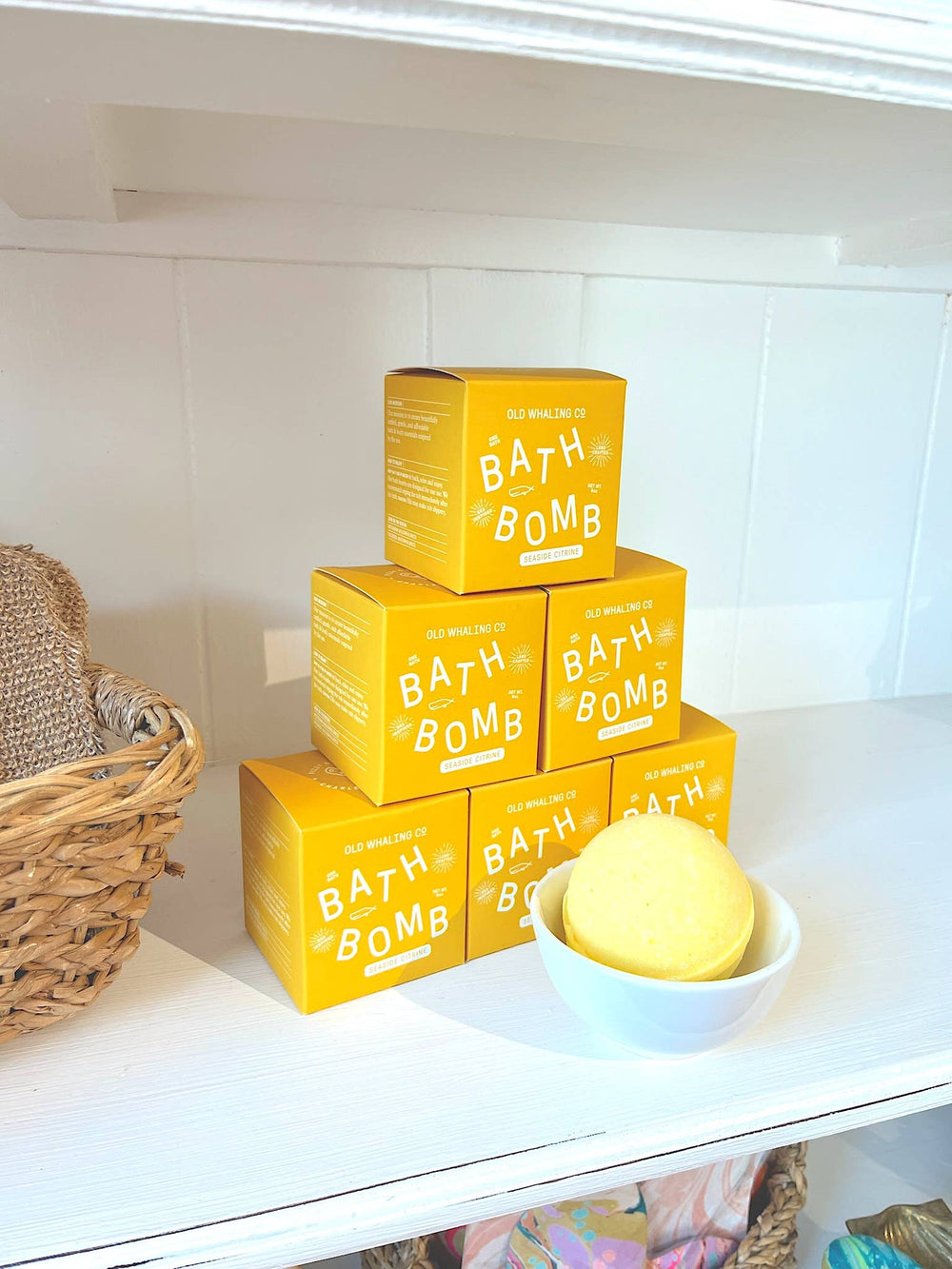 Seaside Citrine Bath Bomb - Merry PigletsOld Whaling Company