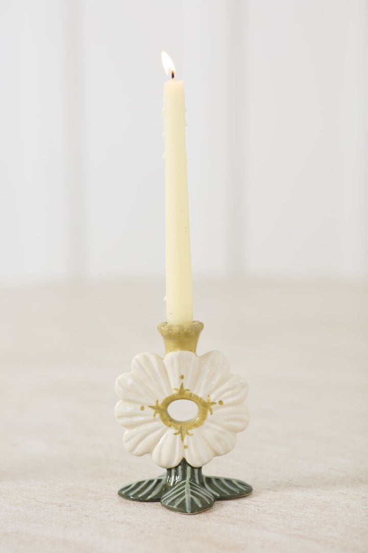 Soft Petal Candleholder - Merry PigletsAccent Decor