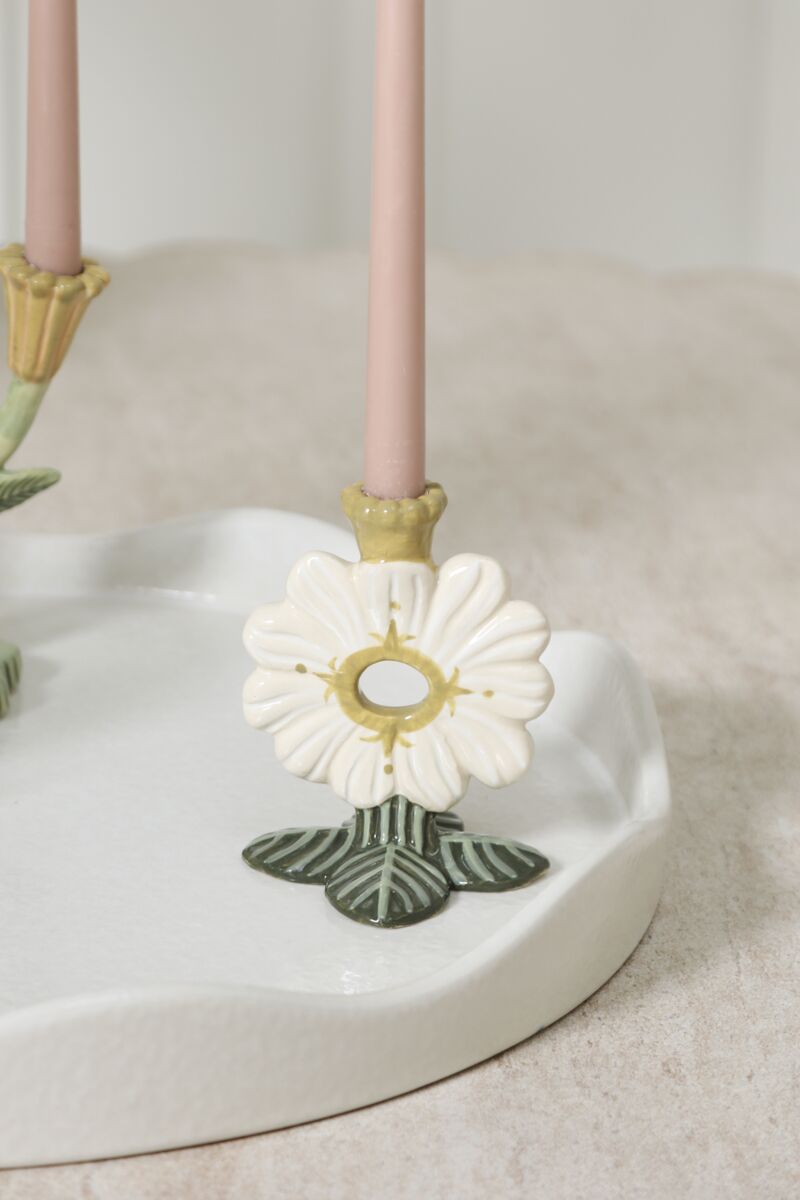 Soft Petal Candleholder - Merry PigletsAccent Decor