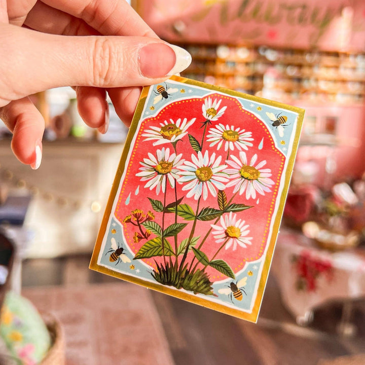 Spring Daisy + Bee Sticker - Merry PigletsKatie Daisy