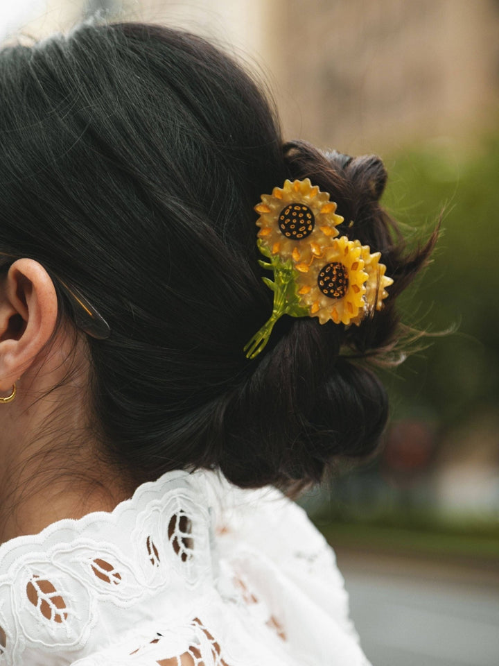 Sunflower Stem Claw Hair Clip - Merry PigletsSolar Eclipse