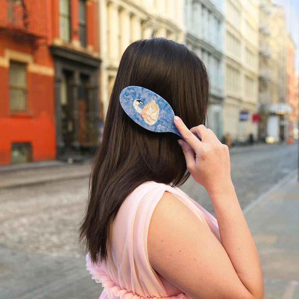 Swan Amazing Hair Day Brush - Merry PigletsSolar Eclipse