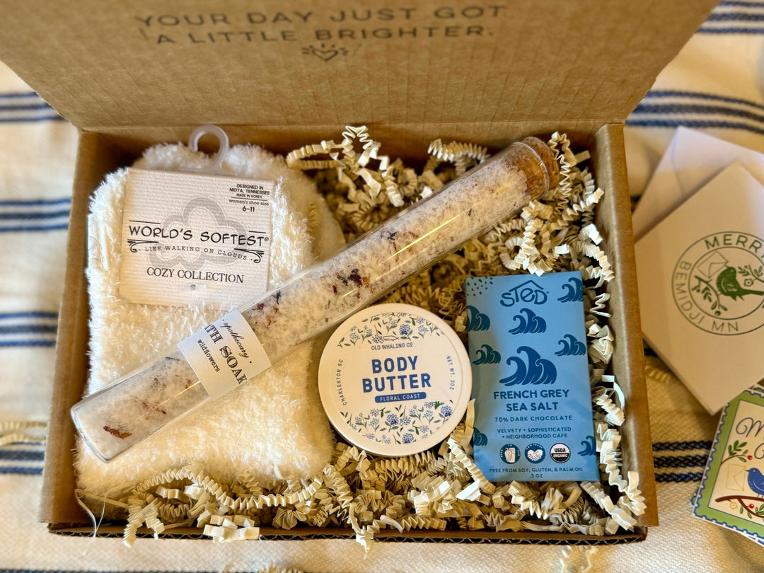 The Pamper Mini Box - Merry PigletsMerry Piglets