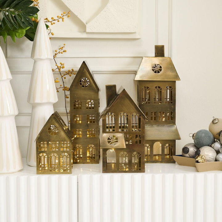 Township House - Merry PigletsAccent Decor