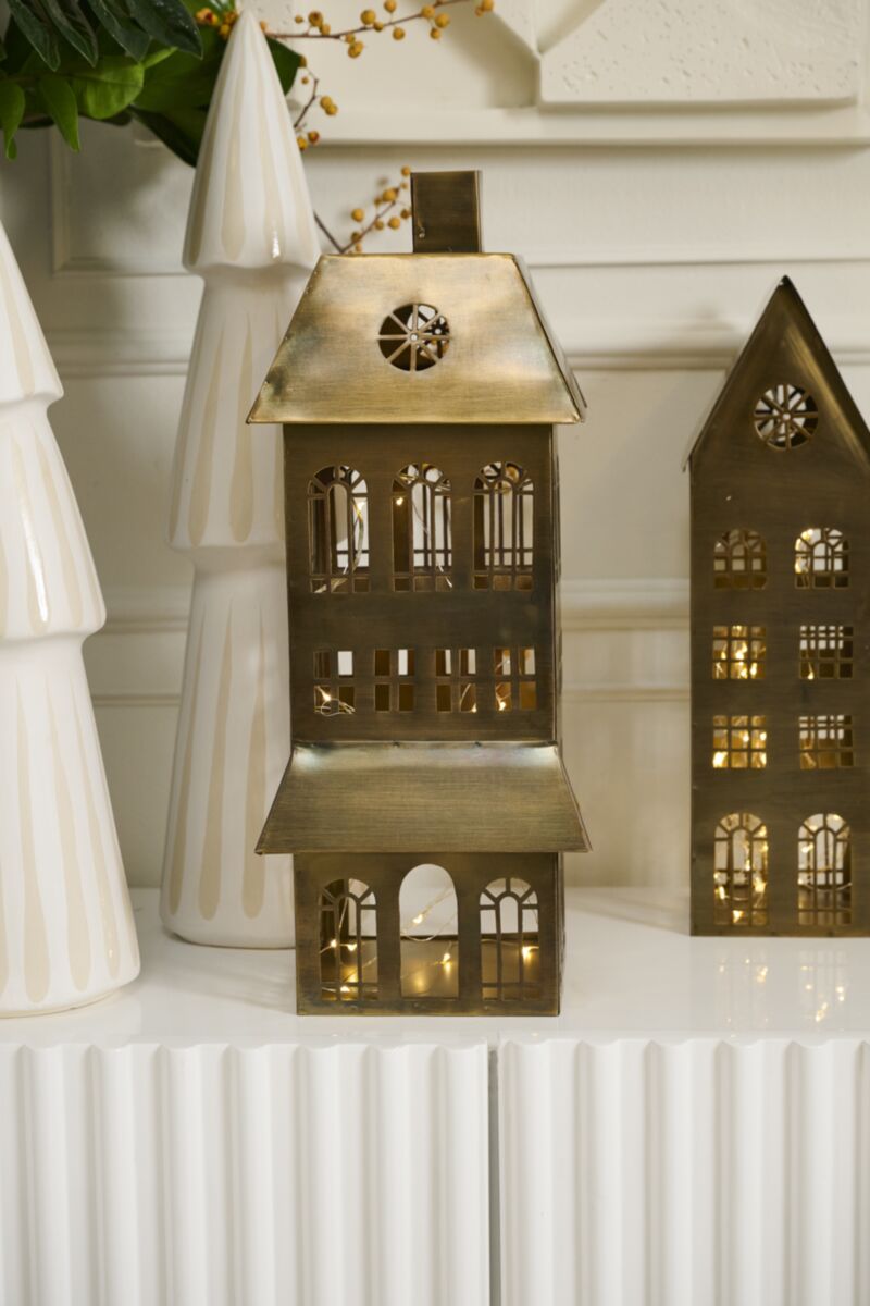 Township House - Merry PigletsAccent Decor