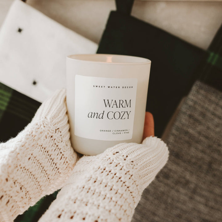 Warm & Cozy Soy Candle - Merry PigletsSweet Water Decor