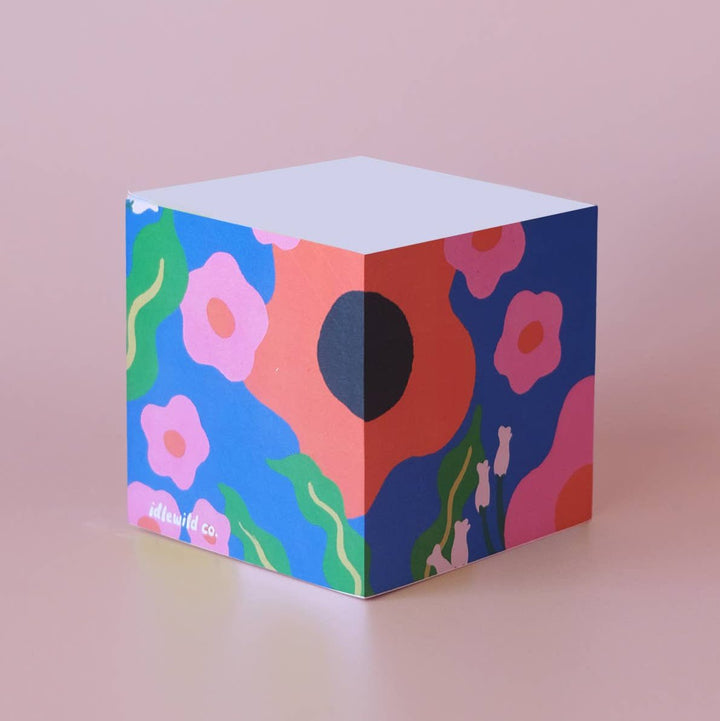Wavy Daisy Sticky Note Cube - Merry PigletsIdlewild Co.